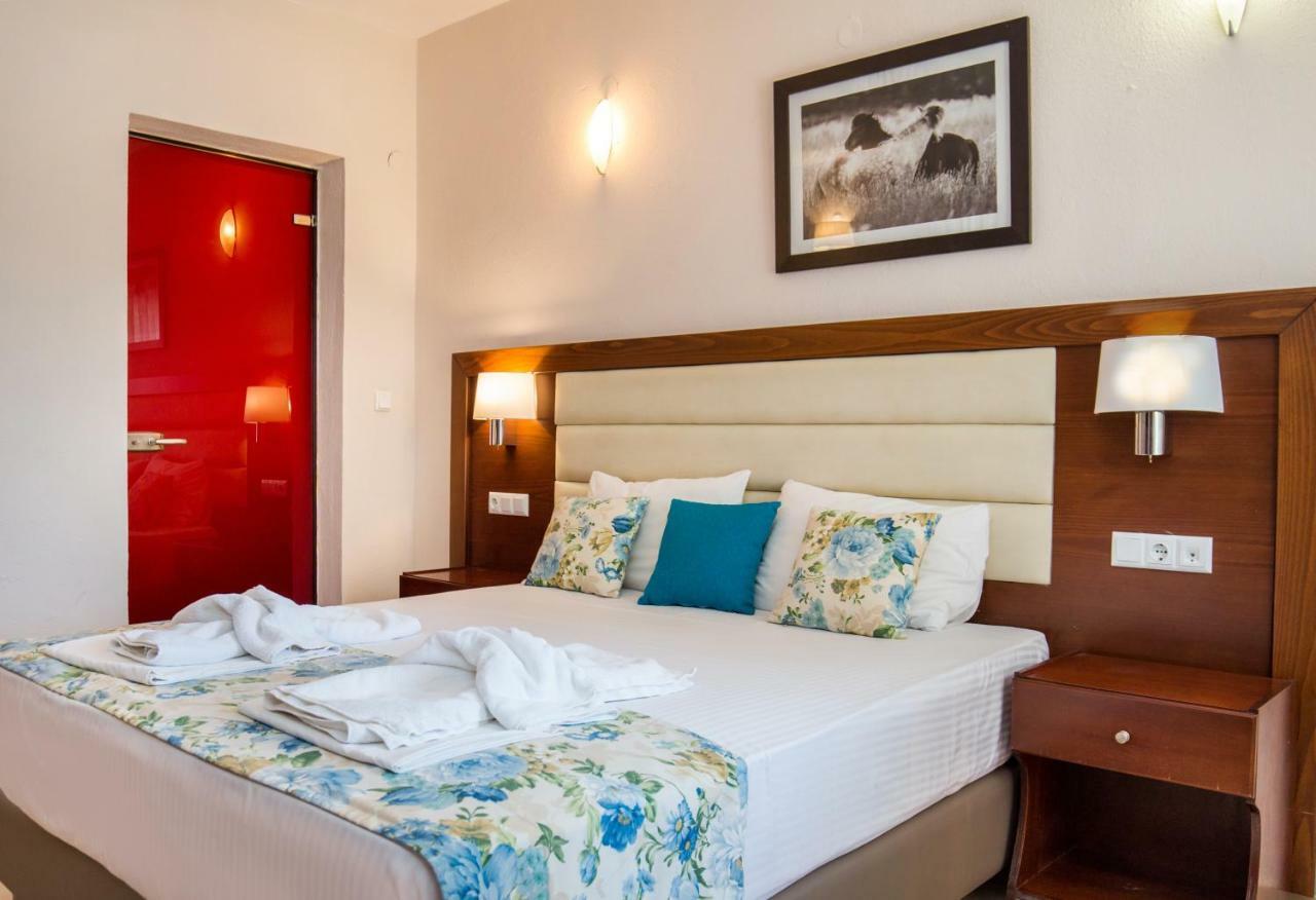 Hotel Potos Esterno foto